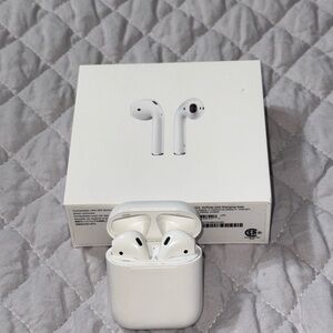 Apple AirPods 2nd generation